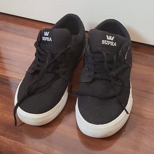 SUPRA sneakers